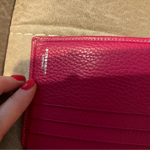 Burberry Leather Wallet - Picture 7 of 9